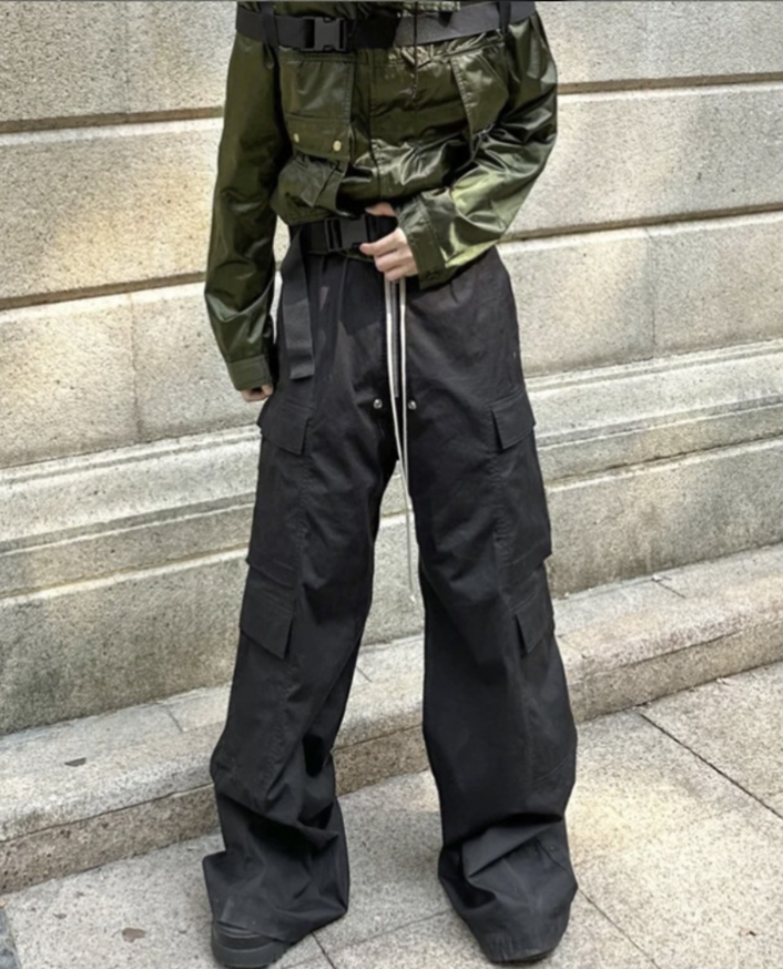 【GR07】Anti Form Pants