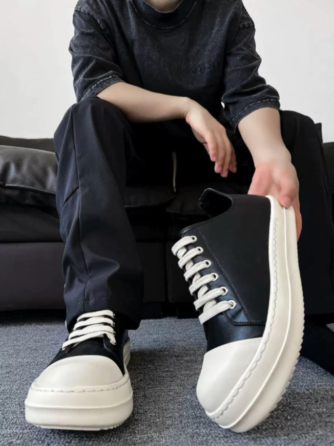 【GR10】Void Sneaker