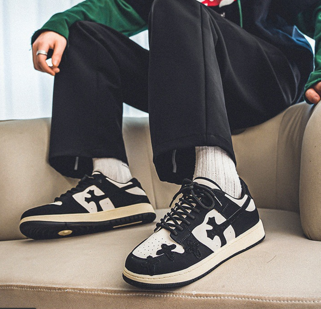 【GR86】Coven Sneaker