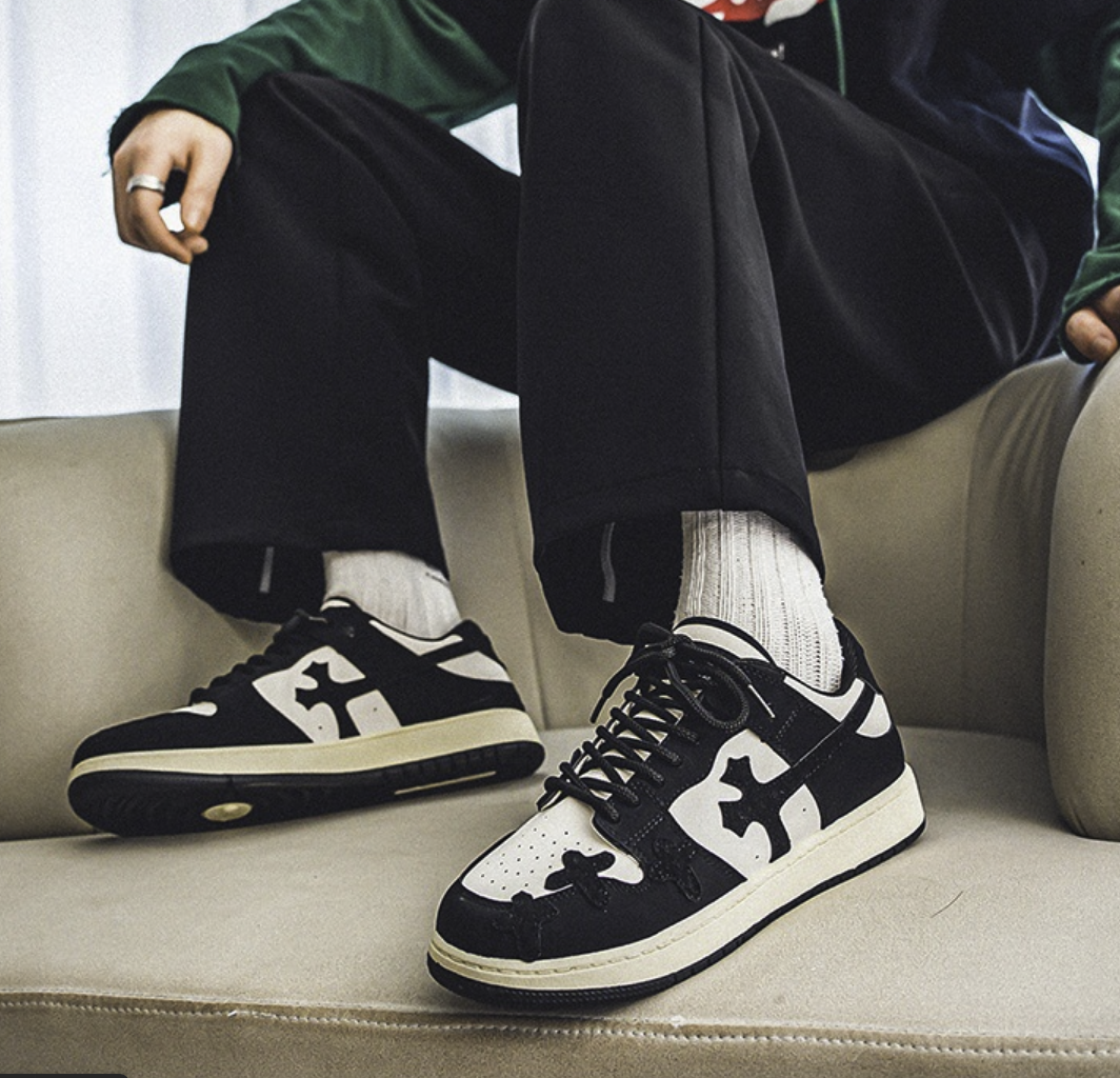 【GR86】Coven Sneaker