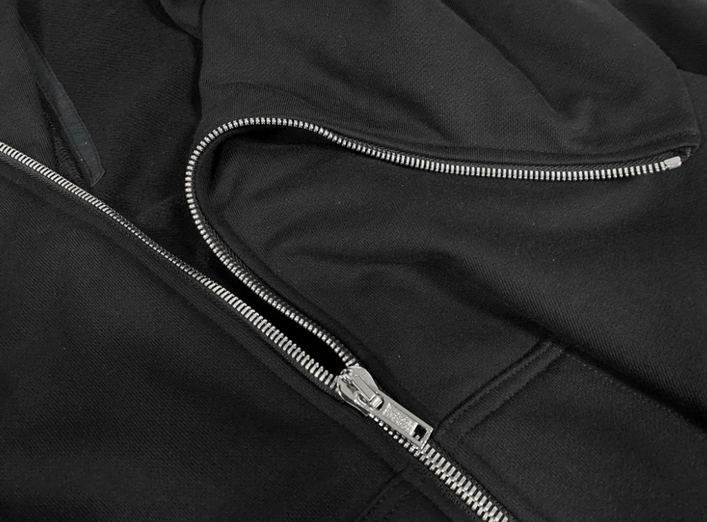 【GR121】Diagonal Zip Hoodie
