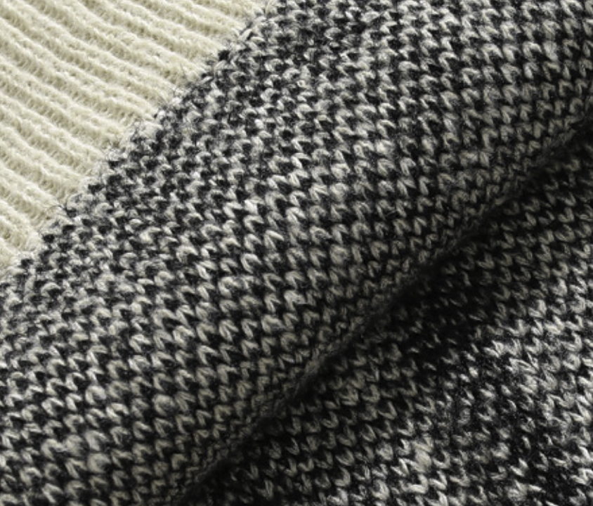 【GR135】Back Bone Knit Hoodie