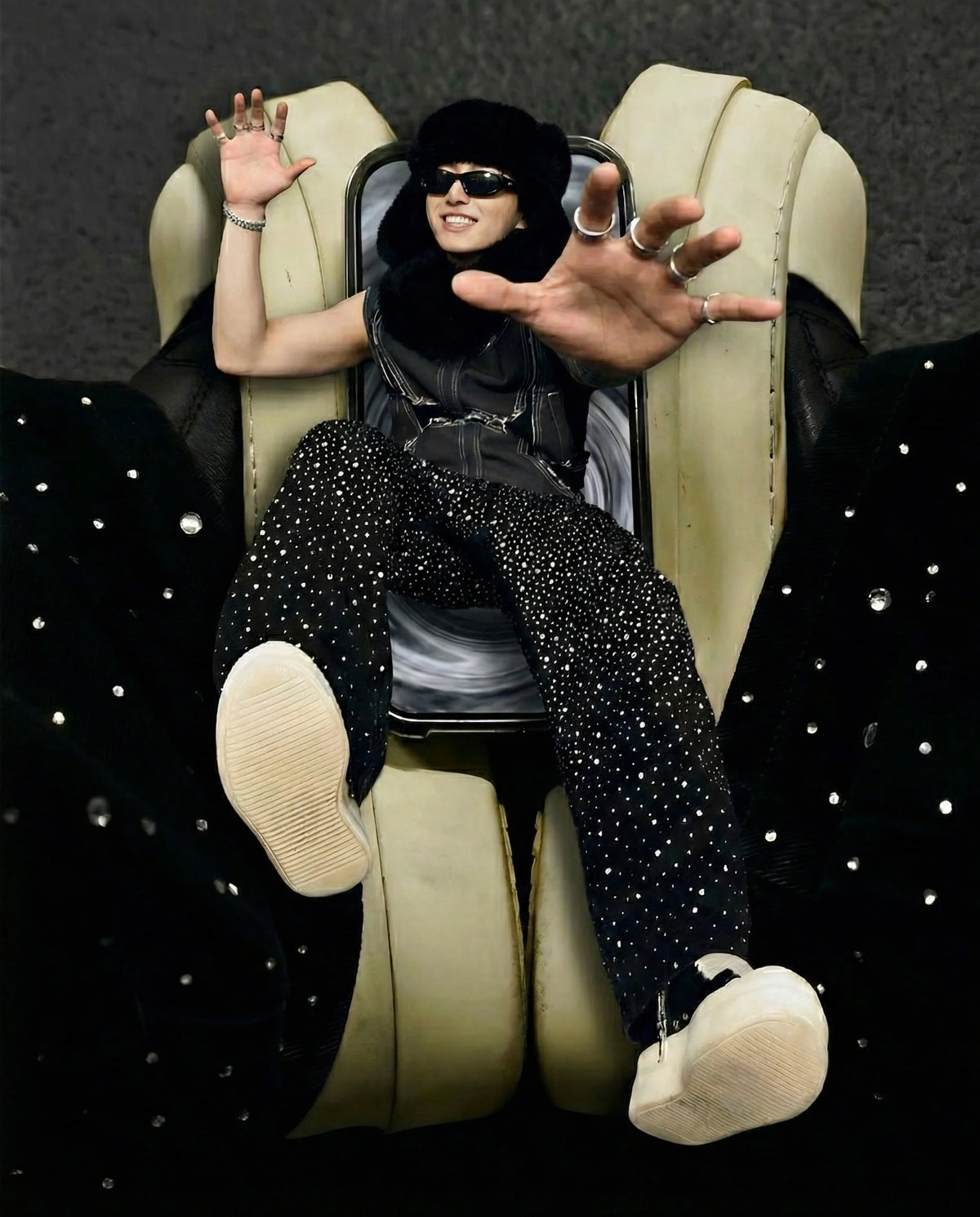 【GR81】Radiant Rhinestone Pants