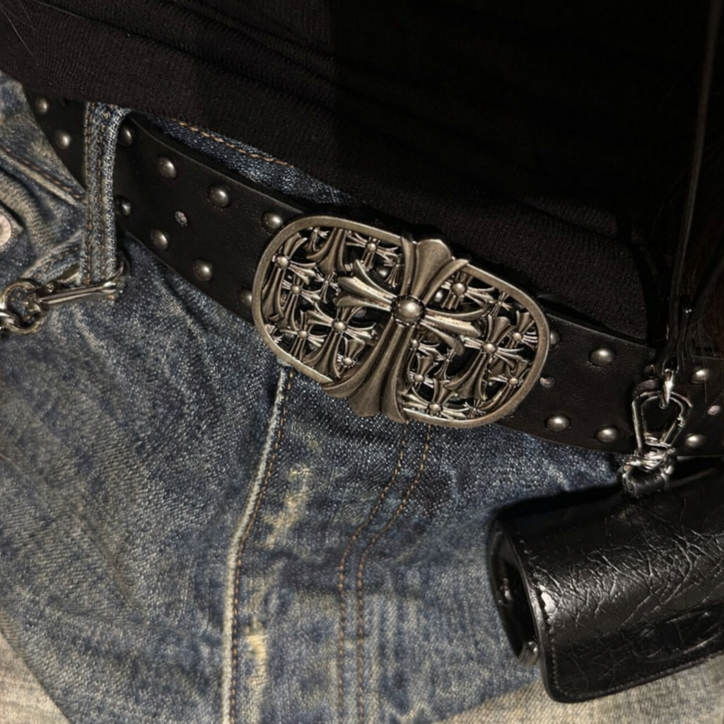 【GR103】Cathedral Stud Belt