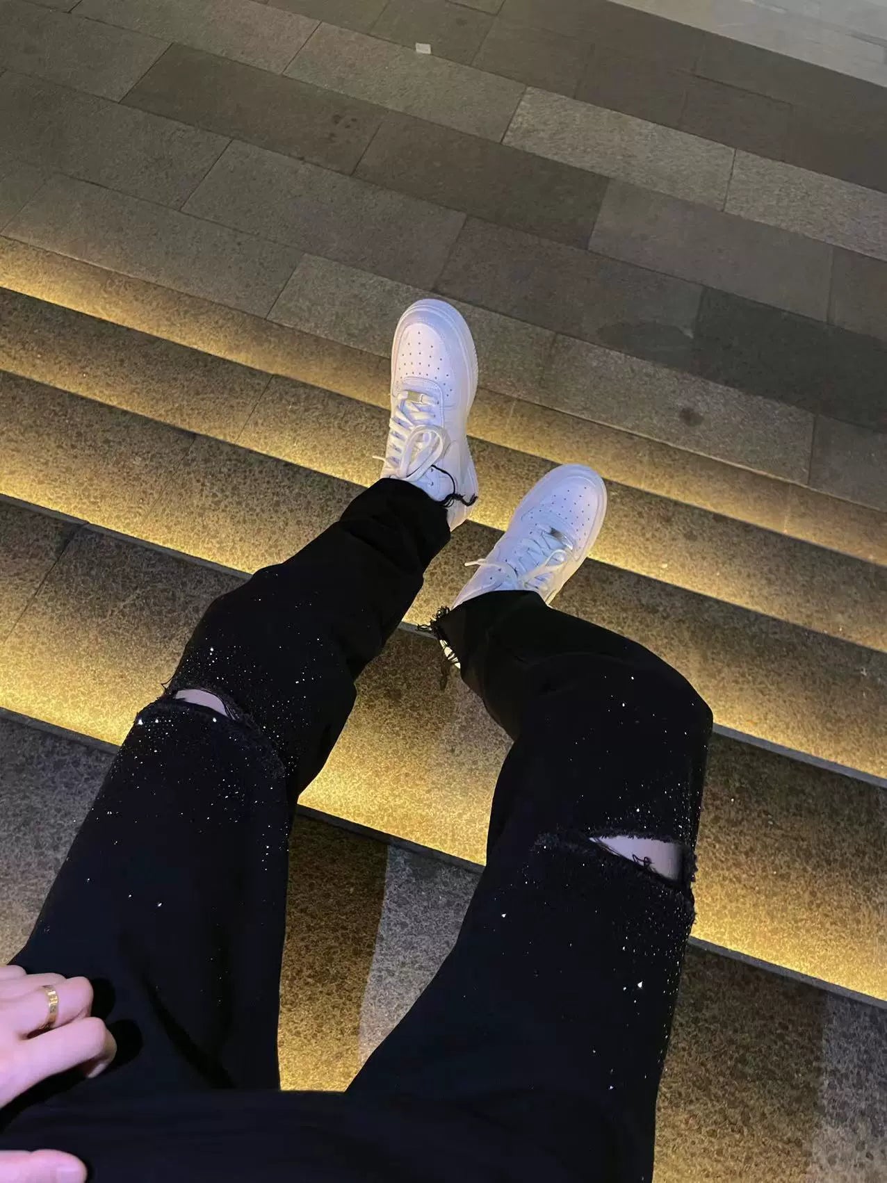 【GR77】Rhinestone Damaged Slim Fit Black Pants